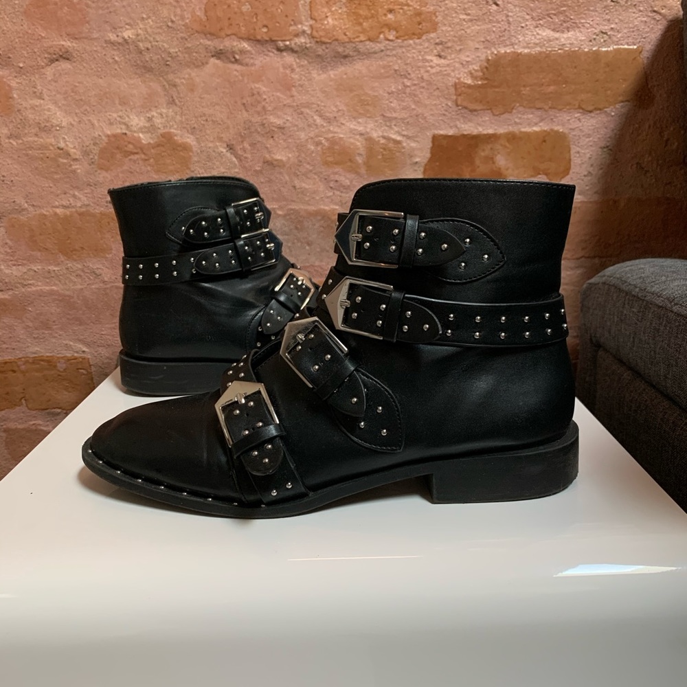 STUDDED BOOTIES